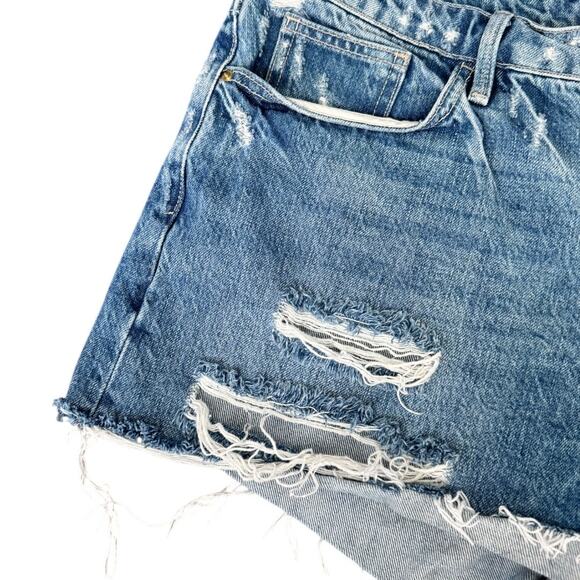 Frame Denim Le Grand Garcon Shorts 32 Distressed Denim Cutoffs Montgrove Rips - Picture 3 of 7